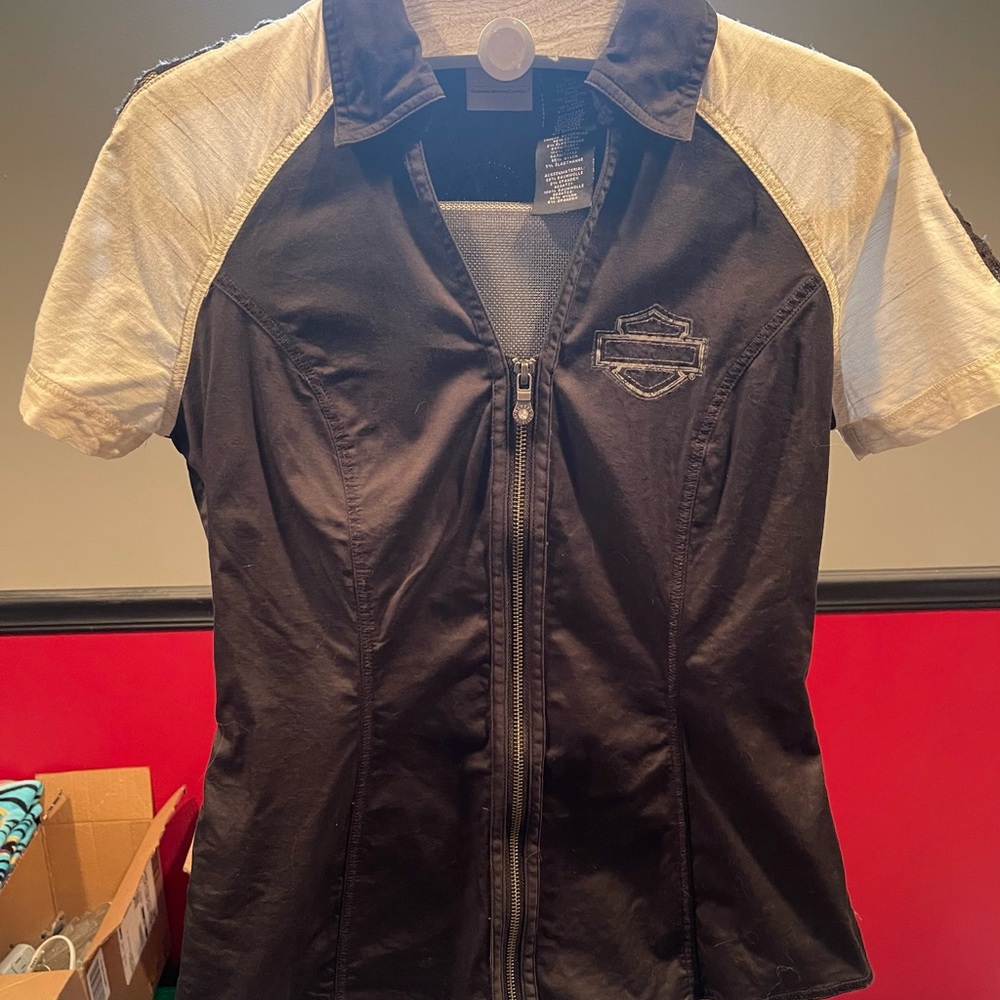 Women’s Harley Davidson zip up shirt size small